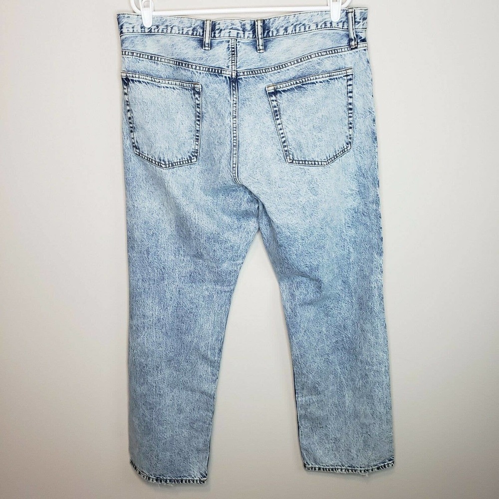 Gap Jeans 38x30 Blue Light Wash Relaxed Loose Fit - Picture 5 of 11
